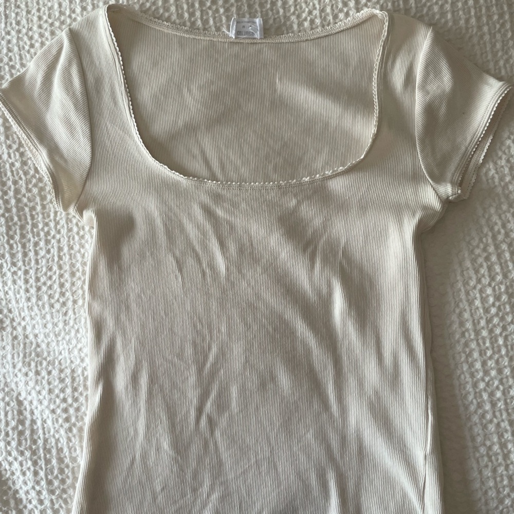 Women’s Cream Ribbed Baby Tee
